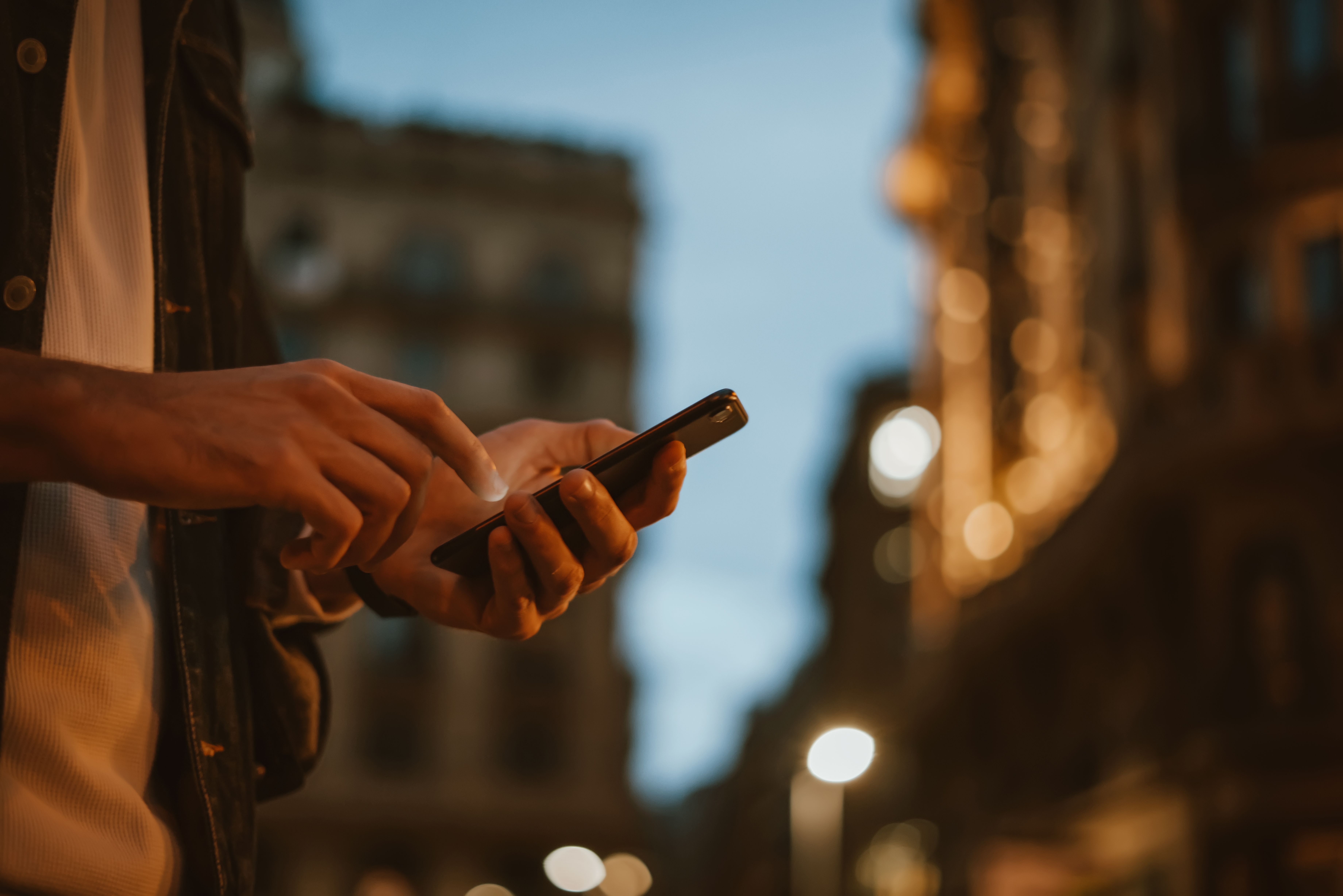 How to Use 1Password’s Travel Mode at the Border (2025)